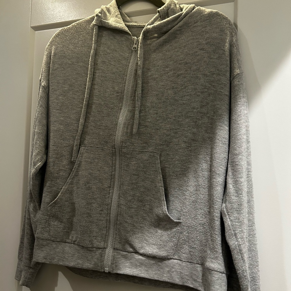 Alo Super Soft Women’s Hoodie Sweater